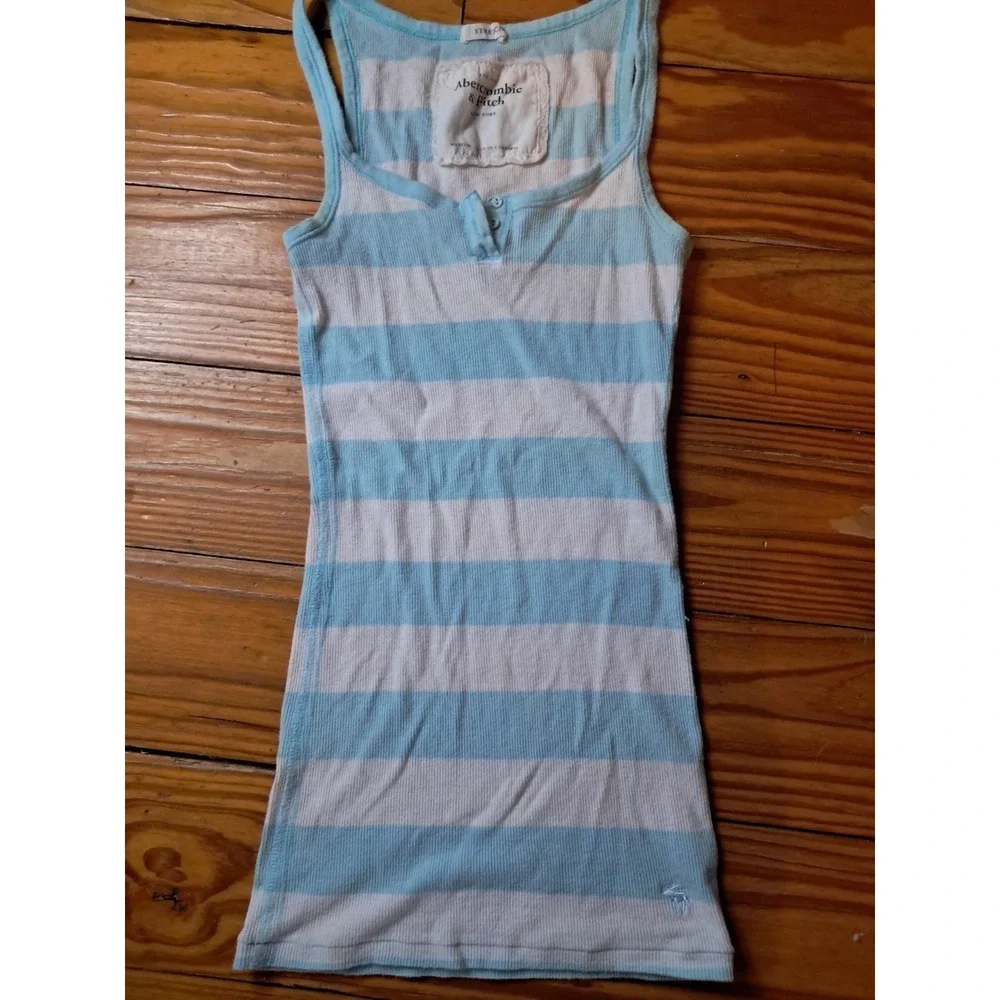 Abercrombie & Fitch Women's Striped Fitted Blue/White Y2K Tank Top Size M - Picture 1 of 2